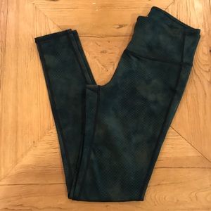 Athleta High Rise Clouds Chaturanga Tights